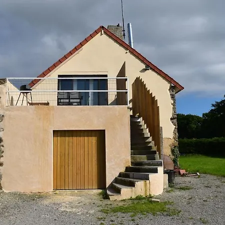 With 2 Bedrooms *